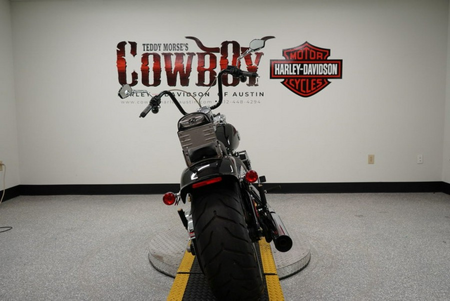 2016 Harley-Davidson Softail FXSB - Breakout