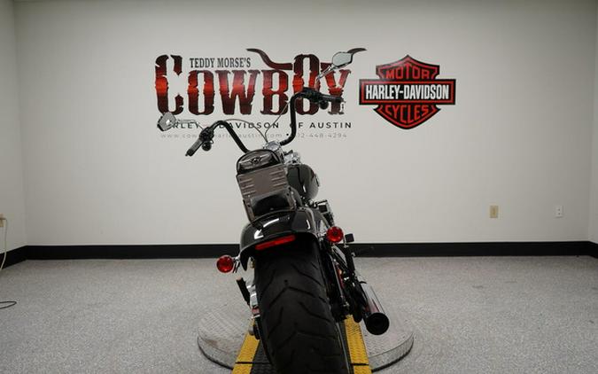 2016 Harley-Davidson Softail FXSB - Breakout