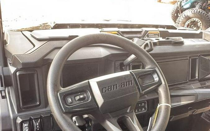 2027 Can-Am® Defender XU MAX XT HD10