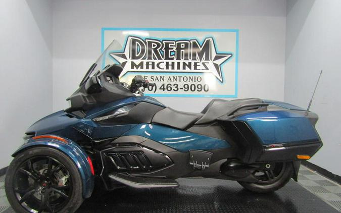 2021 Can-Am® Spyder® RT Limited Dark