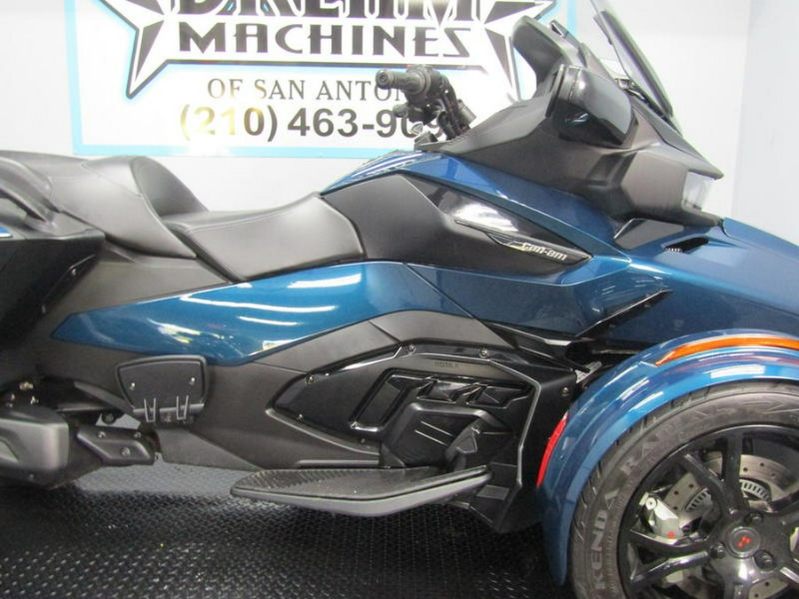 2021 Can-Am® Spyder® RT Limited Dark