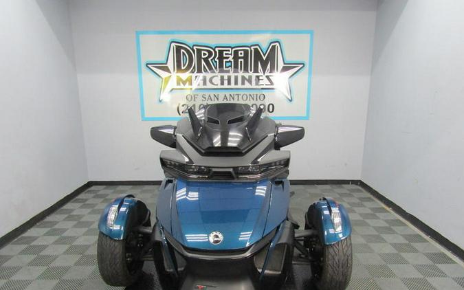 2021 Can-Am® Spyder® RT Limited Dark