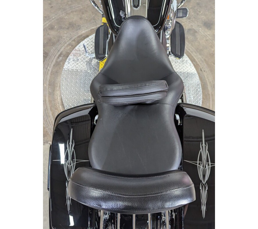 2015 Harley-Davidson Road Glide Special Vivid Black