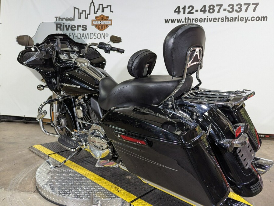 2015 Harley-Davidson Road Glide Special Vivid Black