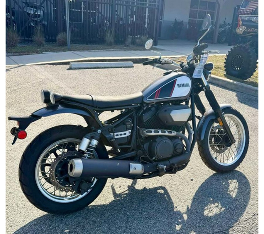 2017 Yamaha SCR 950