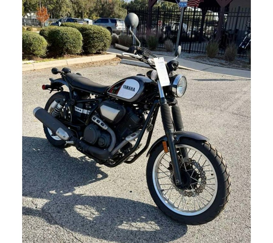 2017 Yamaha SCR 950