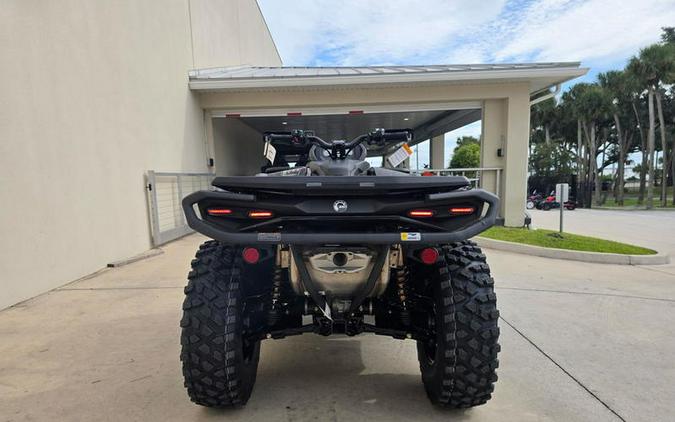 2026 Can-Am® Outlander Backcountry 1000R Multicam Dark Camo