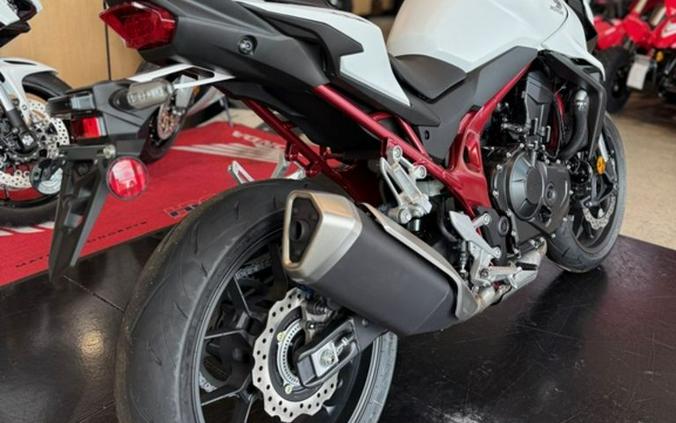 2025 Honda® CB750 Hornet