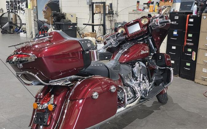 2017 Indian Motorcycle® Roadmaster® Base