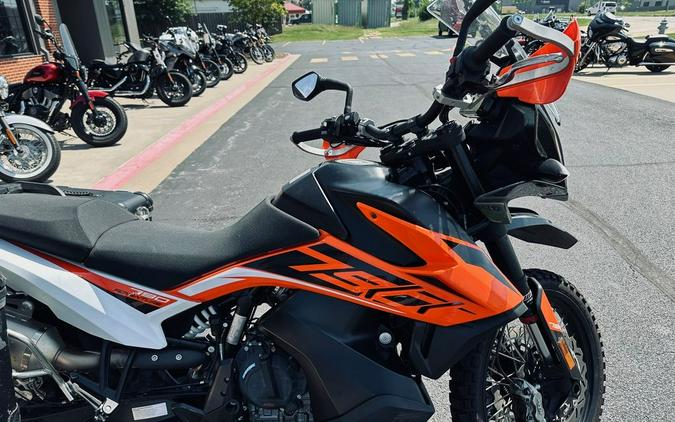 2019 KTM 790 Adventure