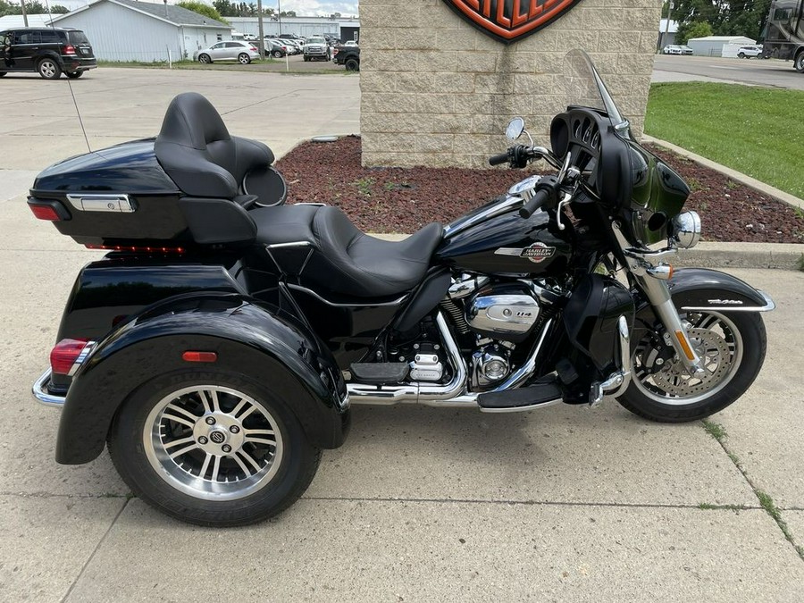 2023 Harley-Davidson® FLHTCUTG - Tri Glide® Ultra