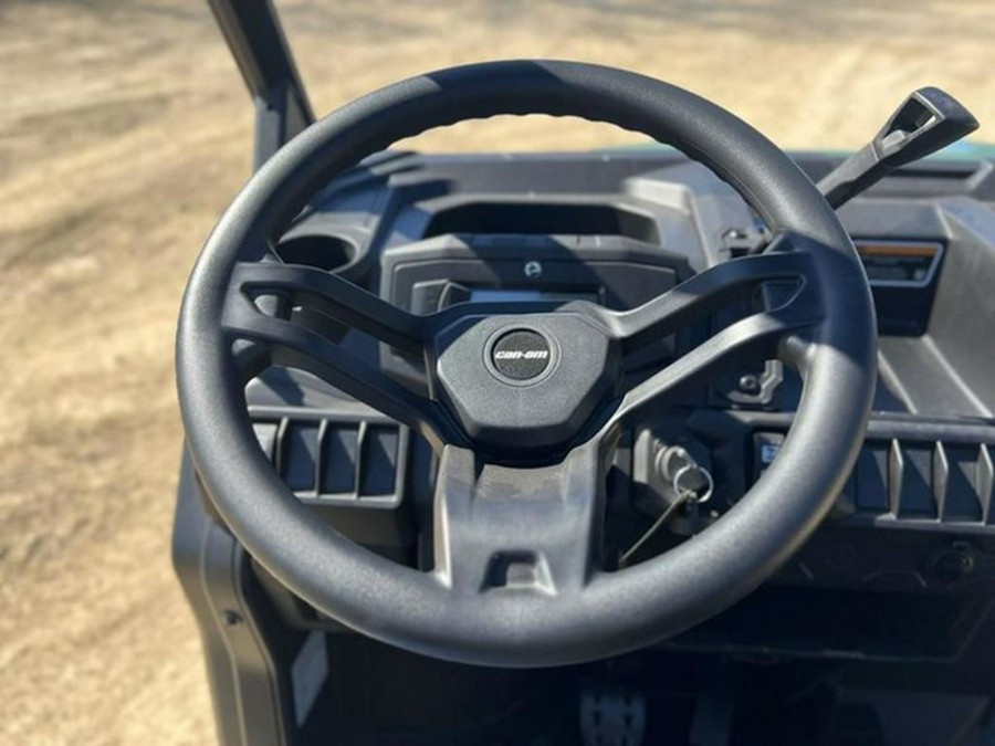 2026 Can-Am Defender HD7