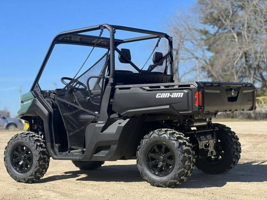 2026 Can-Am Defender HD7