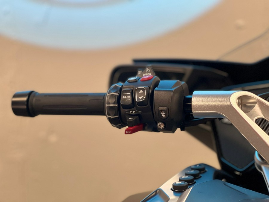 2026 BMW R 1300 RT
