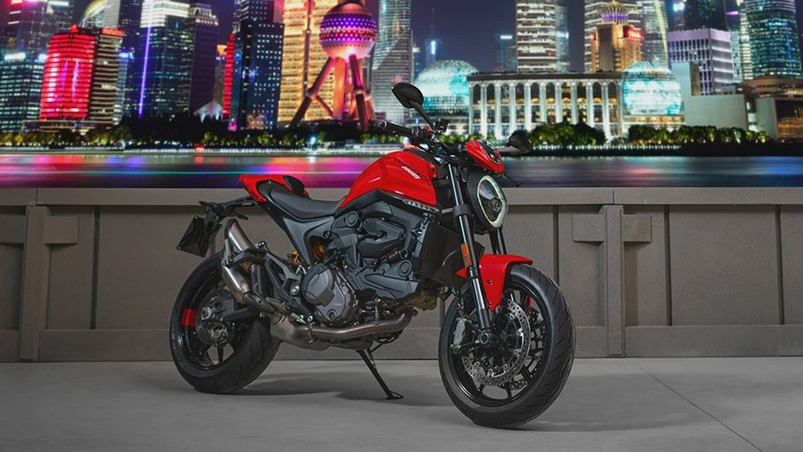 2024 DUCATI MONSTER PLUS