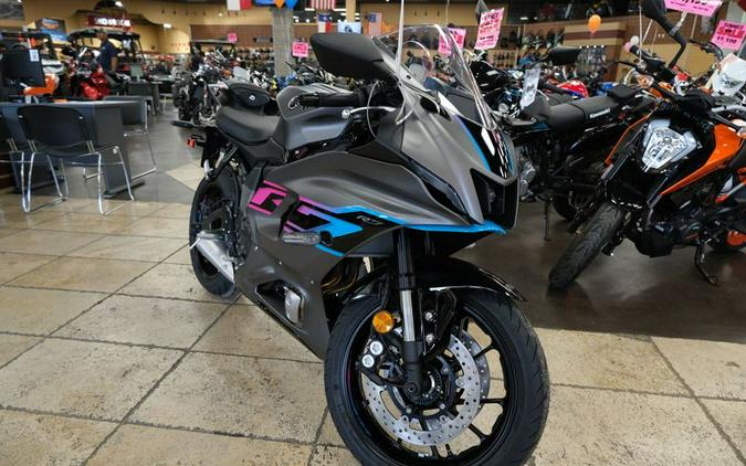 New 2024 YAMAHA YZFR7 MATTE GRAY