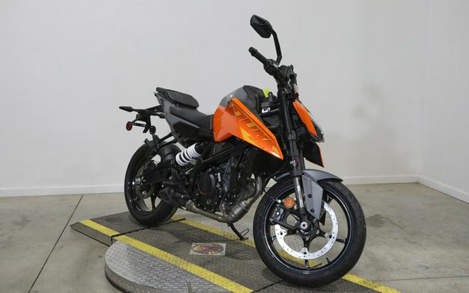 2024 KTM 250 Duke 250