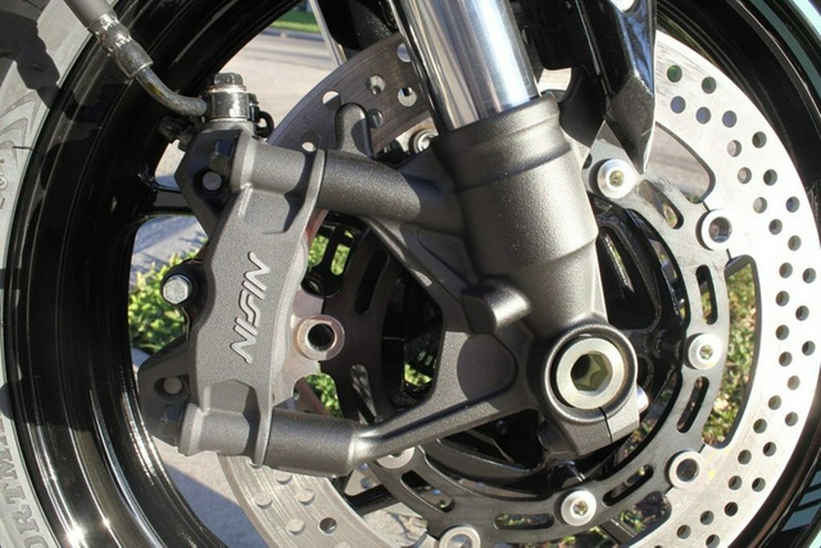 2025 Kawasaki Z900 ABS Galaxy Silver/Metallic Spark Black
