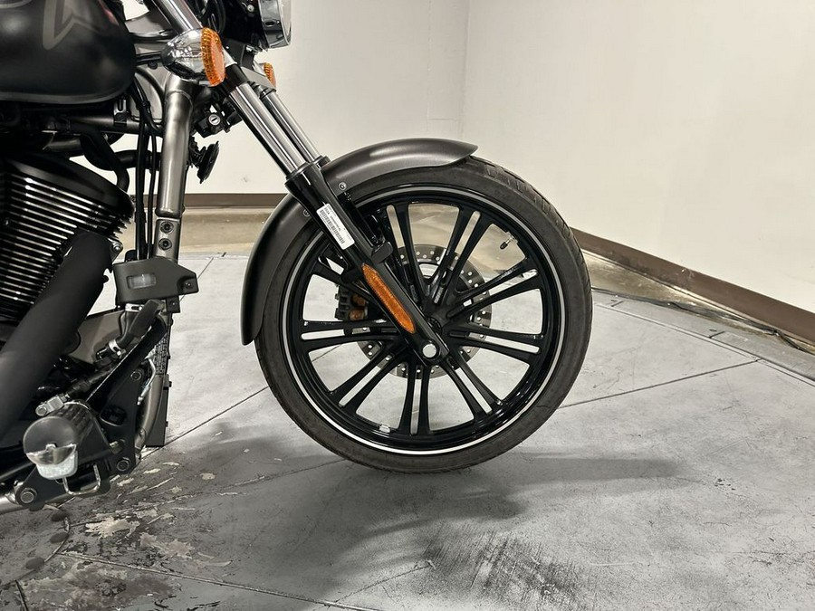 2024 Kawasaki Vulcan® 900 Classic