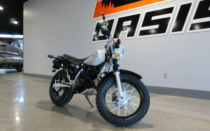 2027 Yamaha TW 200