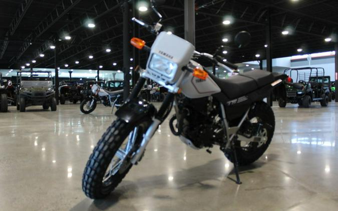 2027 Yamaha TW 200