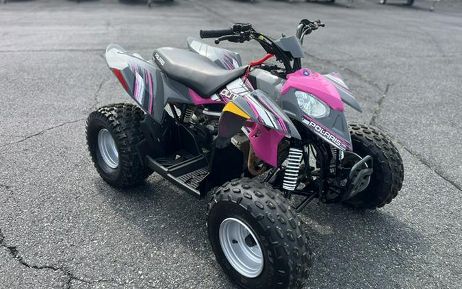2023 Polaris OUTLAW 110 EFI - AVALANCHE GRAY / LIME