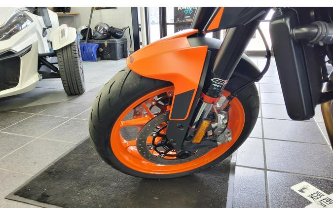 2022 KTM 890 DUKE GP