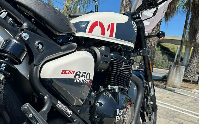 2024 Royal Enfield Shotgun 650 Stencil White