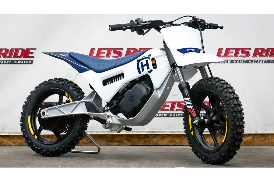 2024 Husqvarna Motorcycles EE 2