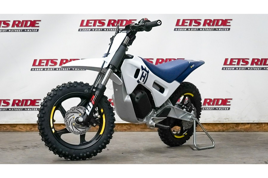 2024 Husqvarna Motorcycles EE 2