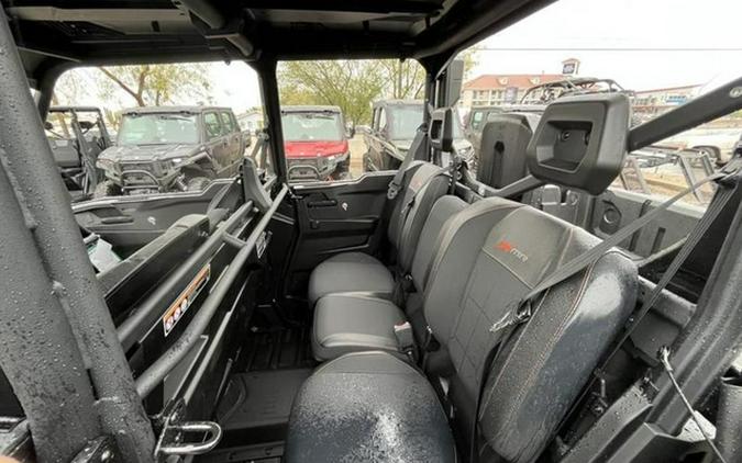 2026 Can-Am Defender MAX X Mr HD11 With Half-Doors