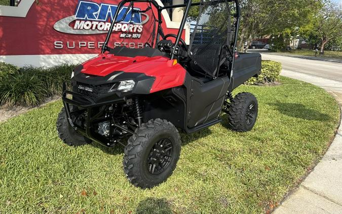 2026 Honda Pioneer 700 Deluxe