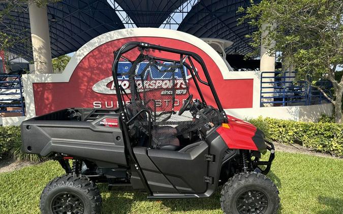 2026 Honda Pioneer 700 Deluxe