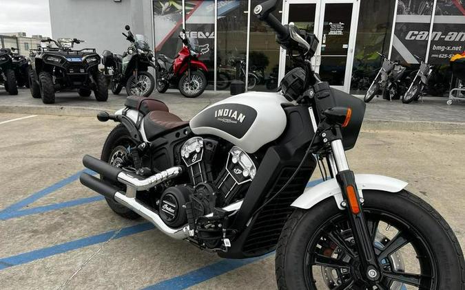 2021 Indian Scout Bobber Sixty Review [Urban Motorcycle Test]