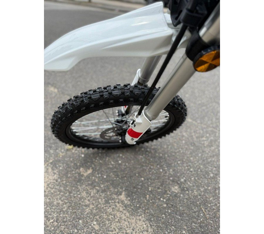 2026 Zero Motorcycles XB