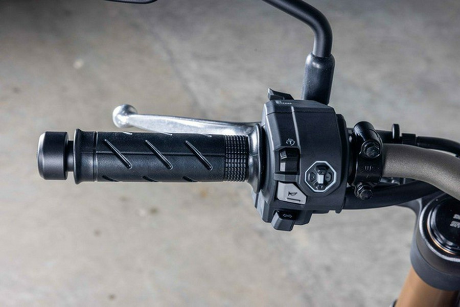 2026 Honda CB650R E-Clutch