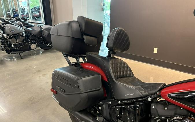 2022 Harley-Davidson® Heritage Classic 114 Redline Red/Vivid Black (Black Finish w/Laced Wheels)
