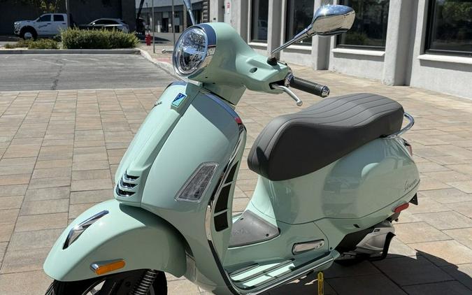 2027 Vespa GTS 310