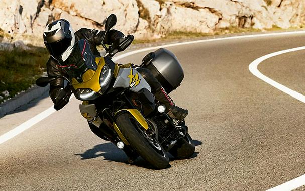 2020 BMW F 900 XR