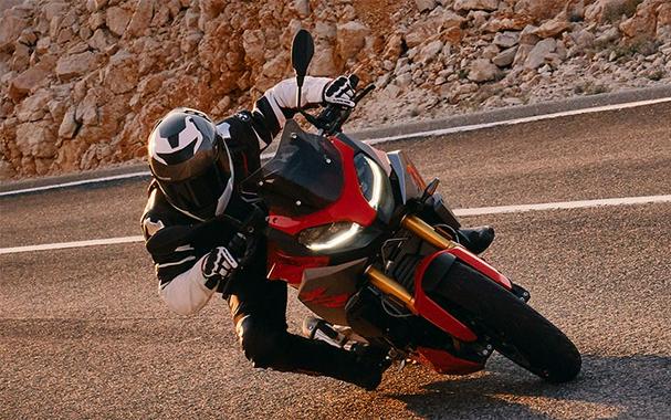 2020 BMW F 900 XR