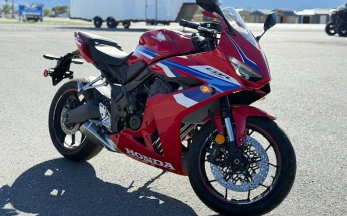 2025 Honda CBR650R E-Clutch