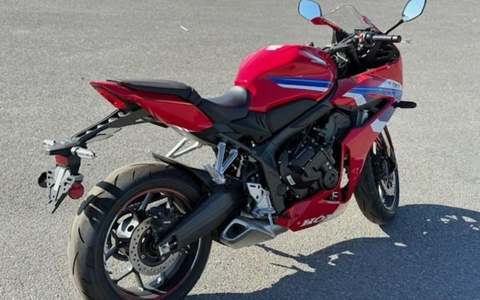 2025 Honda CBR650R E-Clutch
