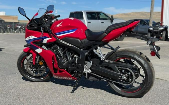 2025 Honda CBR650R E-Clutch