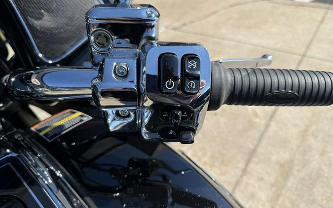 2026 Indian Pursuit Limited 112 Black Metallic