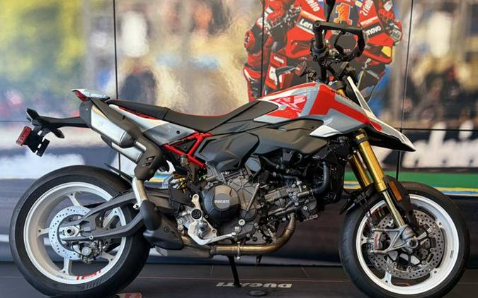 2027 Ducati HYPER MOTARD V2 SP
