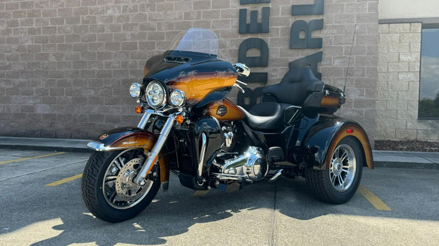 2024 Harley-Davidson® FLHTCUTG - Tri Glide® Ultra