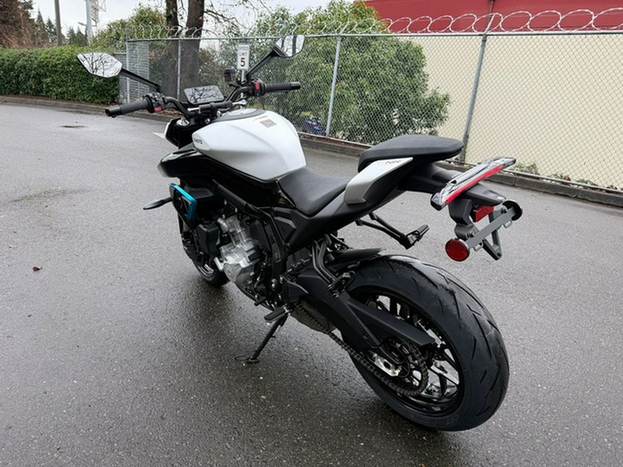 2026 CFMOTO NK 675