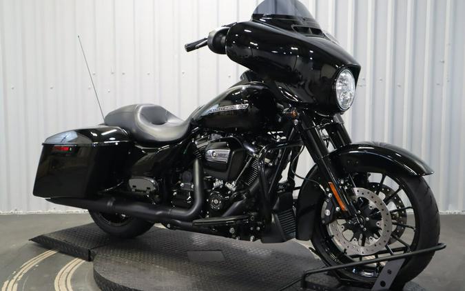 2018 Harley-Davidson Street Glide Special