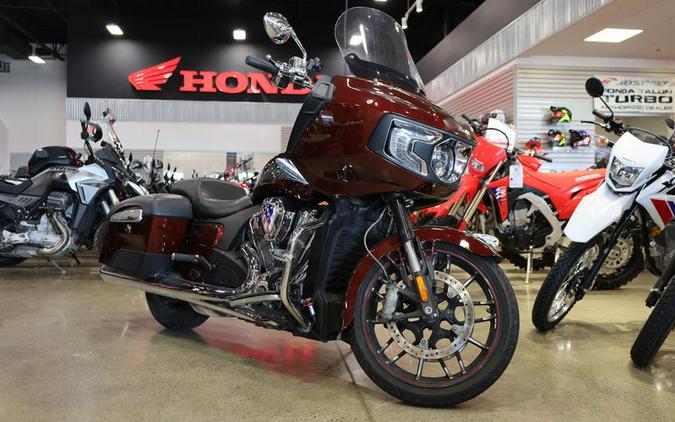 2022 Indian Motorcycle® Challenger® Limited Maroon Metallic
