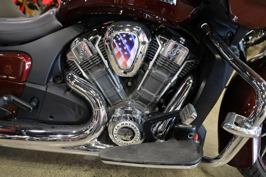 2022 Indian Motorcycle® Challenger® Limited Maroon Metallic